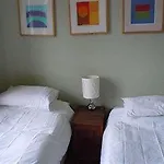Fitz House לינה וארוחת בוקר 3*