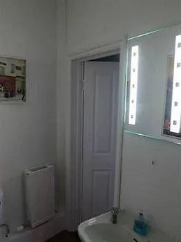 Fitz House Bed & Breakfast