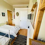 Bed & Breakfast Fitz House