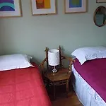 Fitz House 3*