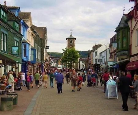 Fitz House Nocleg ze śniadaniem