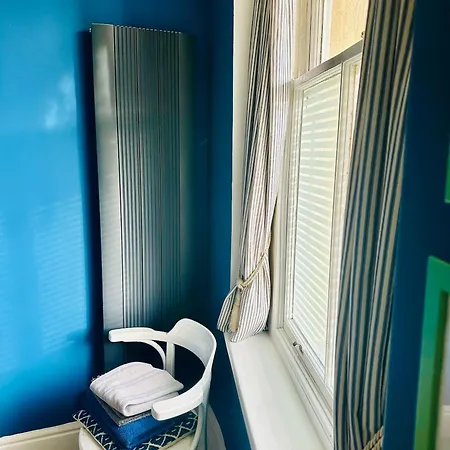Fitz House فندق مبيت وإفطار كيسويك