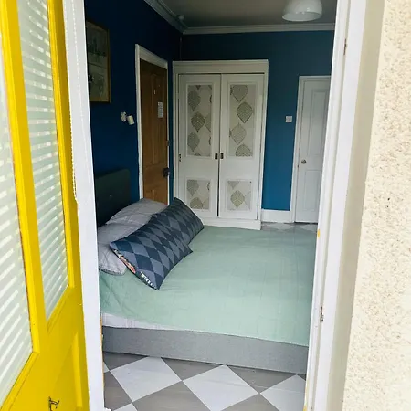 Nocleg ze śniadaniem Fitz House