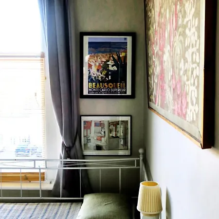 Nocleg ze śniadaniem Fitz House 3*