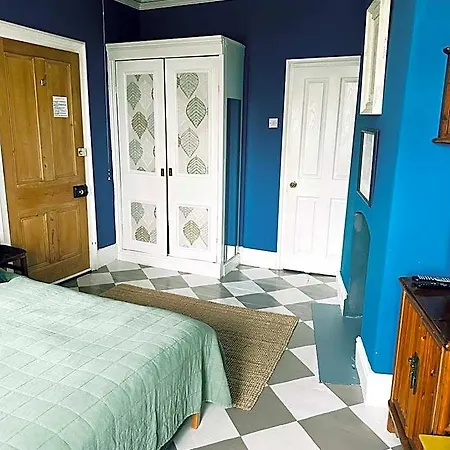 Bed & Breakfast Fitz House 4*