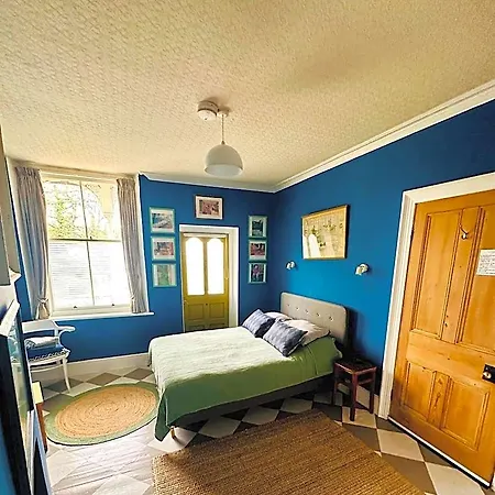 Bed & Breakfast Fitz House 4*