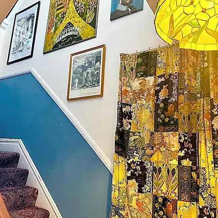 Fitz House Bed & Breakfast 4*