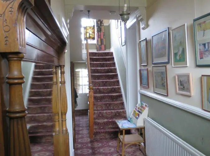 Fitz House Bed & Breakfast